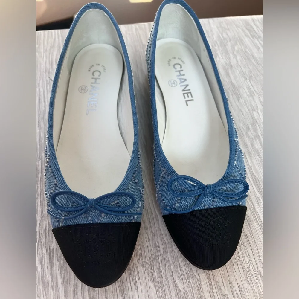 CHANEL Blue Denim and Black Cap-Toe Bow Flats